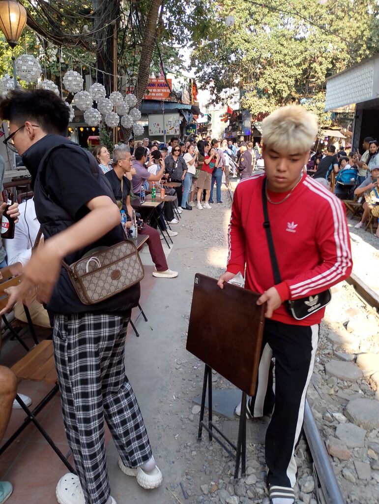 Train street, Hanoi 