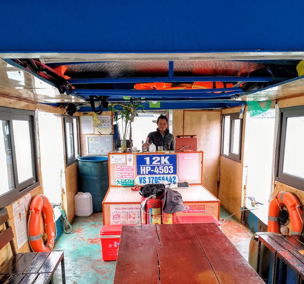 Cat Ba boating 